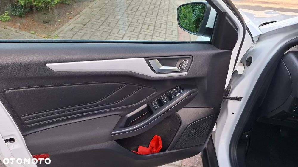 Ford Focus - 9