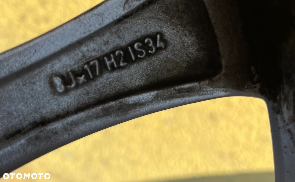 Koła Felgi Aluminiowe Komplet 8Jx17 ET 34 5x120 BMW Nr Kat. A4 - 6