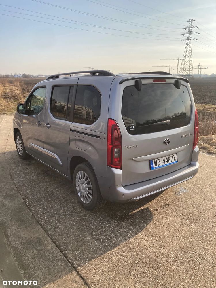 Toyota Proace City Verso 1.2 D-4T Family - 4