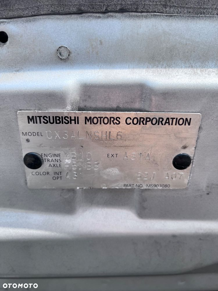 Mitsubishi Lancer 1.8 Invite - 25