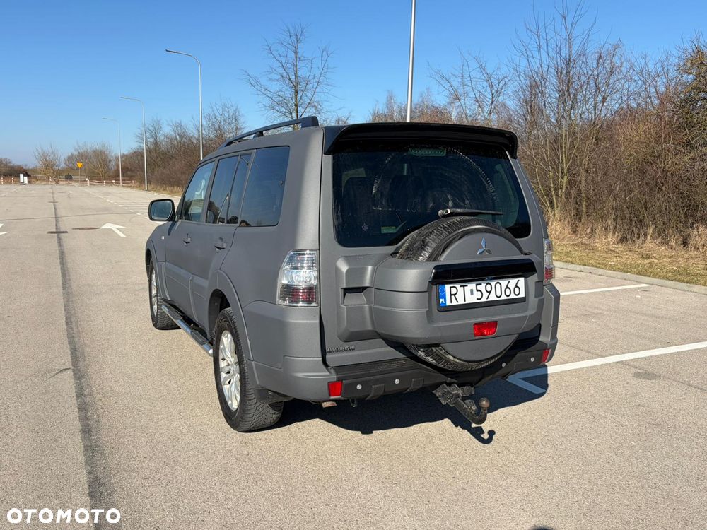 Mitsubishi Pajero 3.2 DI-D Automatik - 12