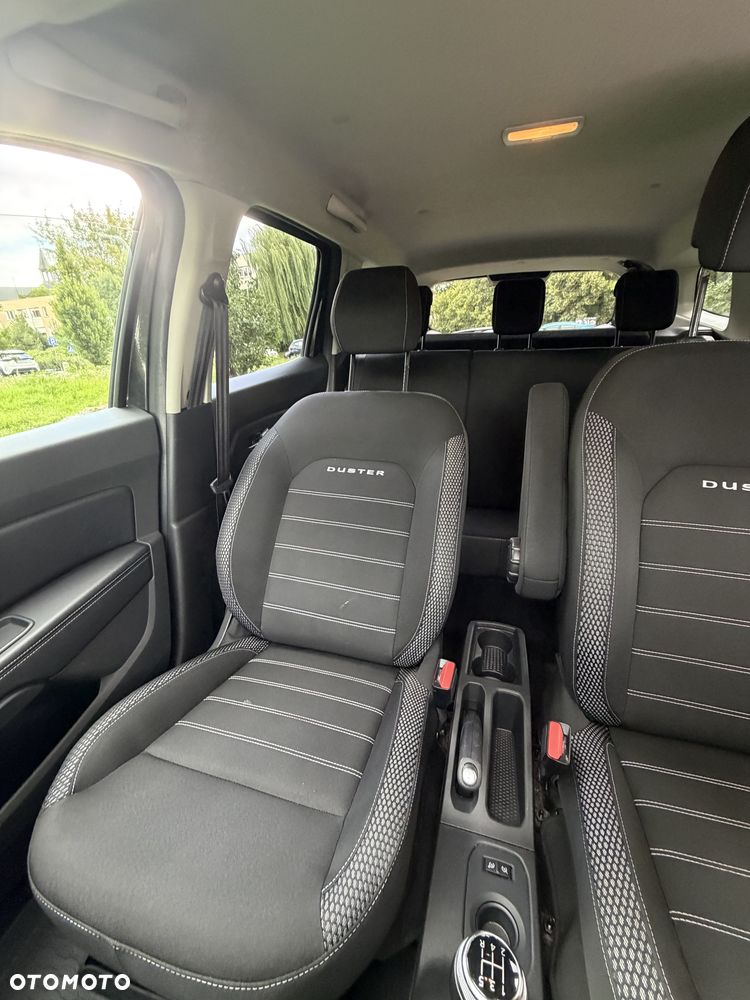 Dacia Duster 1.6 SCe Laureate S&S - 21