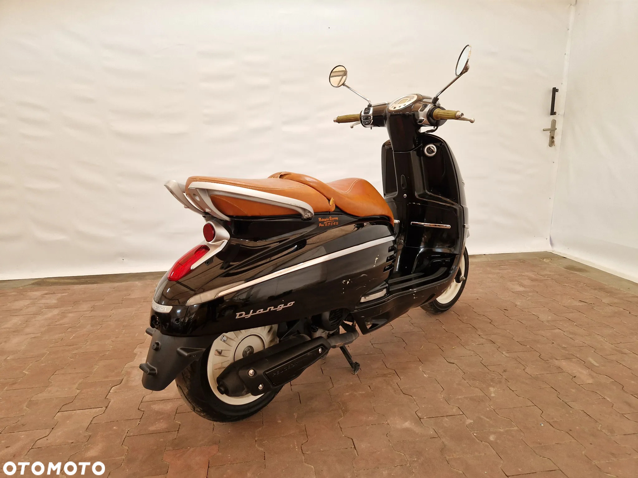 Peugeot Django - 6