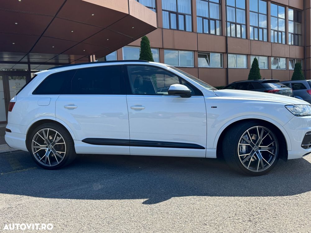 Audi Q7 3.0 TFSI Quattro Tiptronic - 9