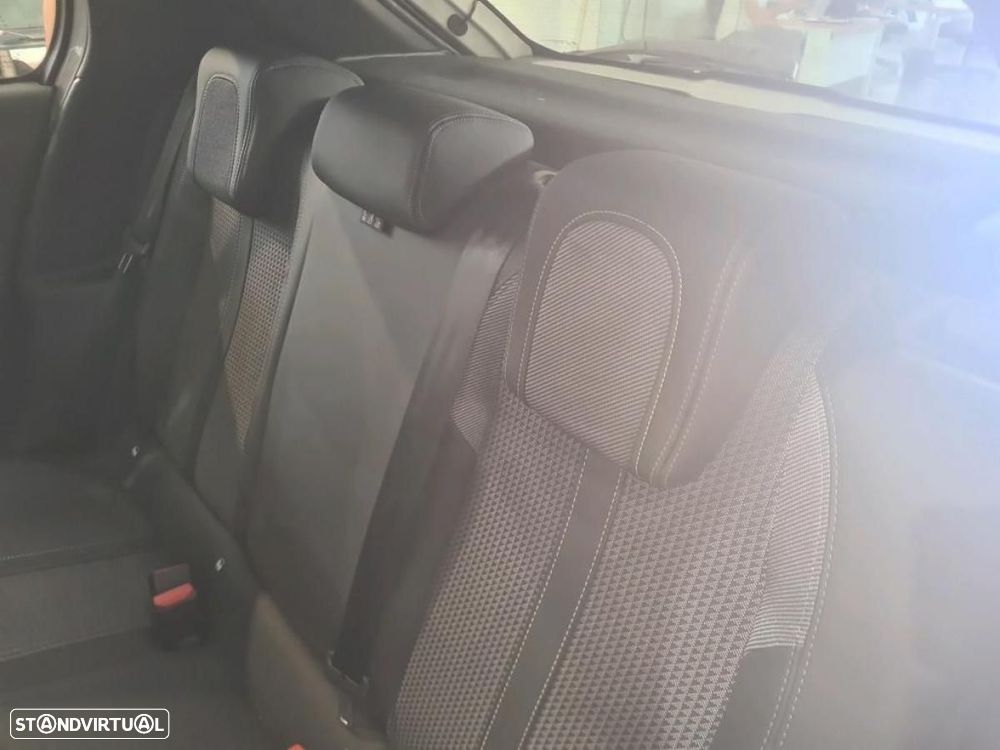 Peugeot 208 1.5 BlueHDi GT - 6