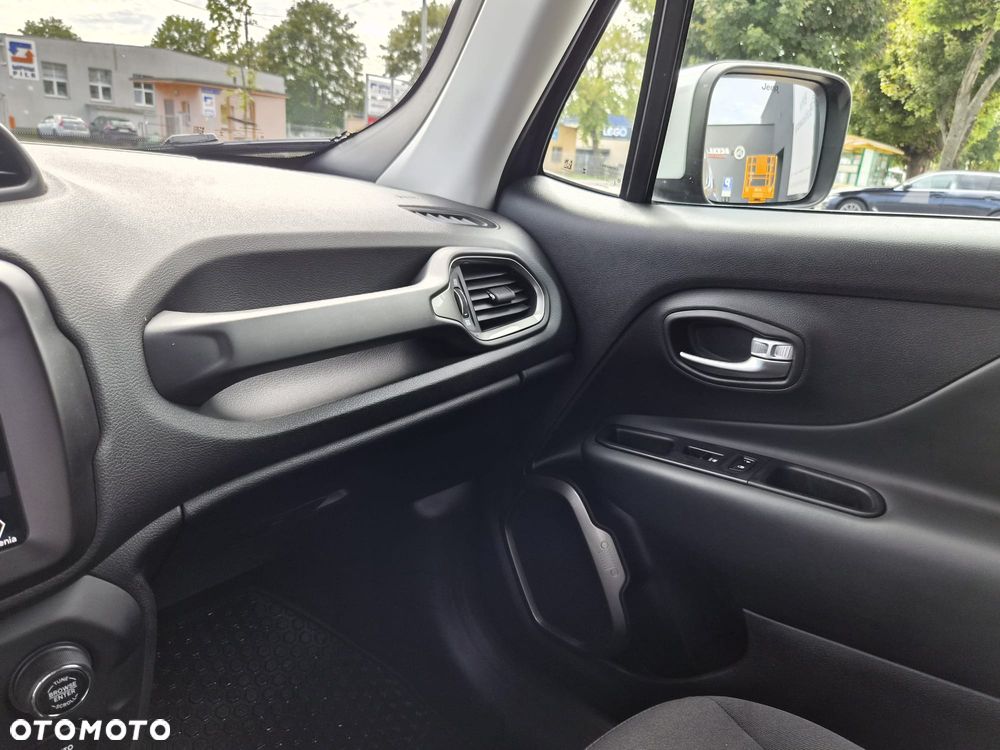 Jeep Renegade - 18