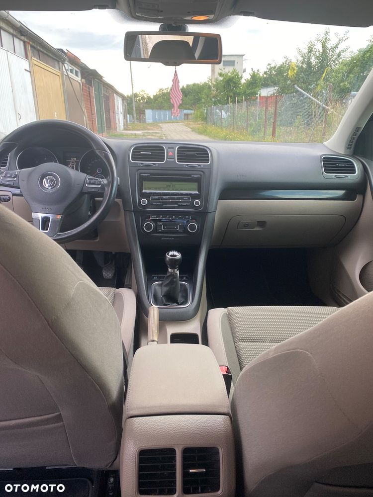 Volkswagen Golf - 12