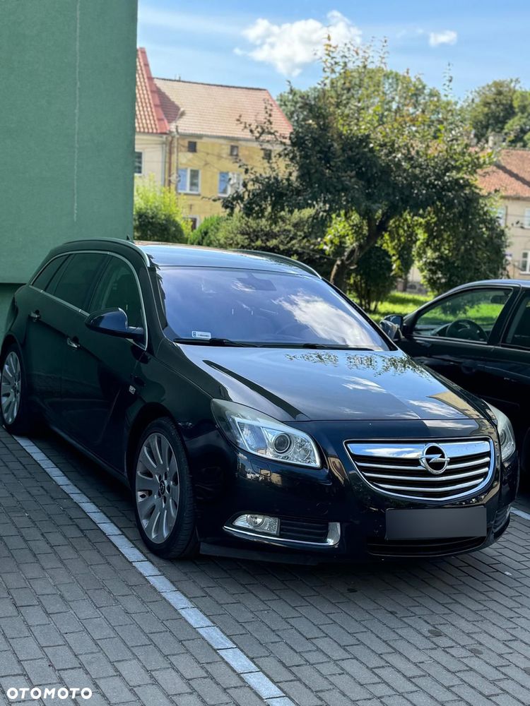 Opel Insignia 2.0 T Cosmo - 1
