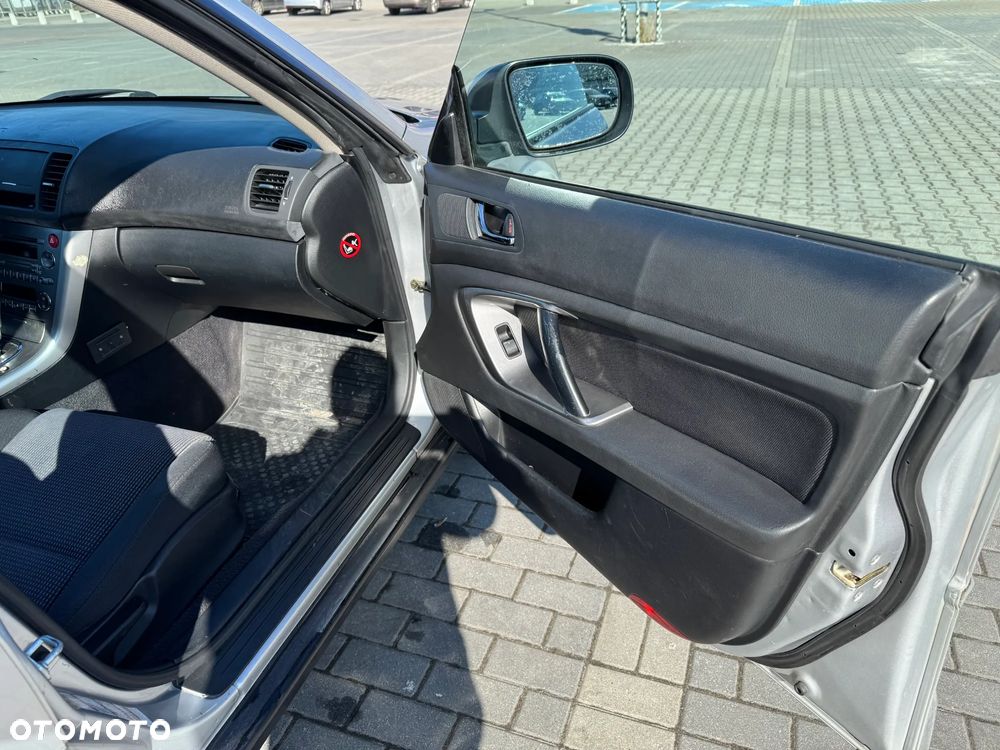 Subaru Outback - 22