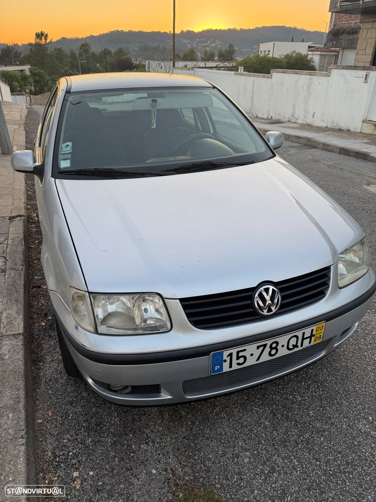 VW Polo 1.0 Confortline - 1