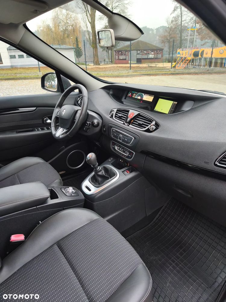 Renault Scenic Energy dCi 130 Start & Stop Luxe - 11