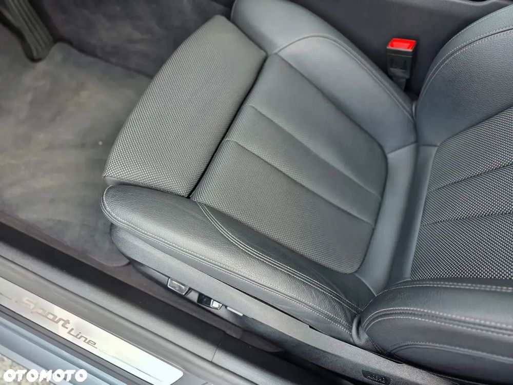 BMW Seria 5 520i GPF Sport Line sport - 23