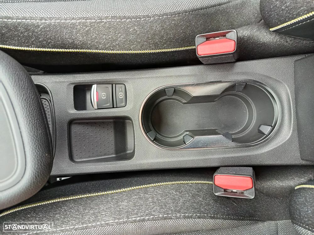 Mitsubishi Grandis 1.3 DI-T Intense 7DCT - 18