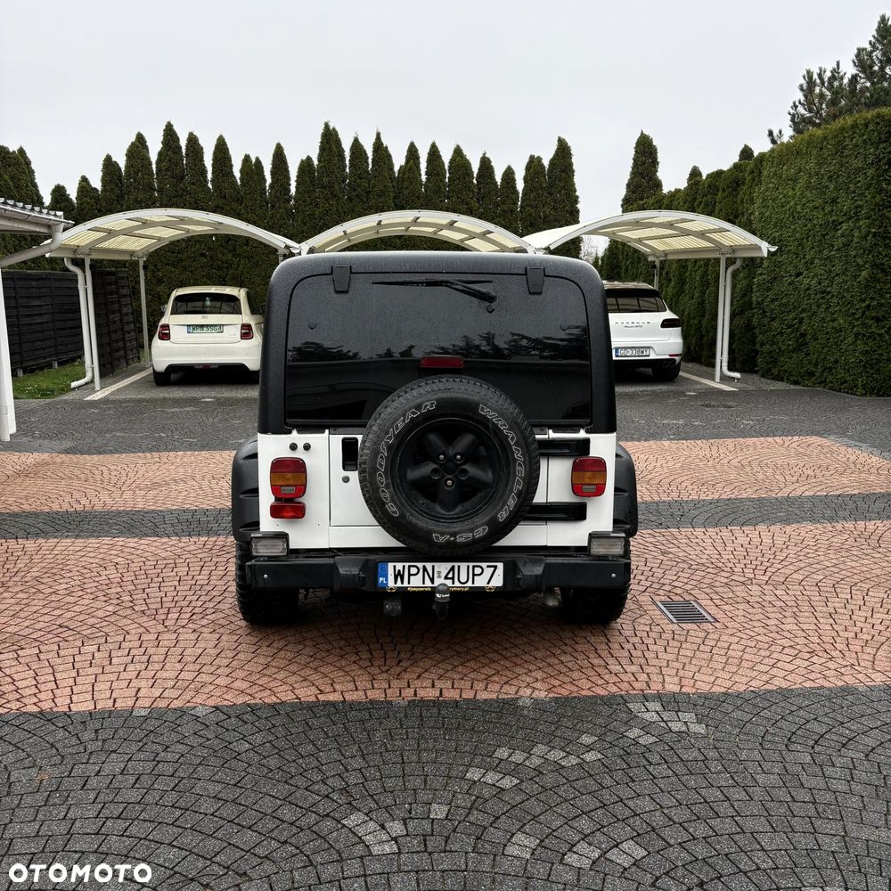 Jeep Wrangler 4.0 Sport - 4