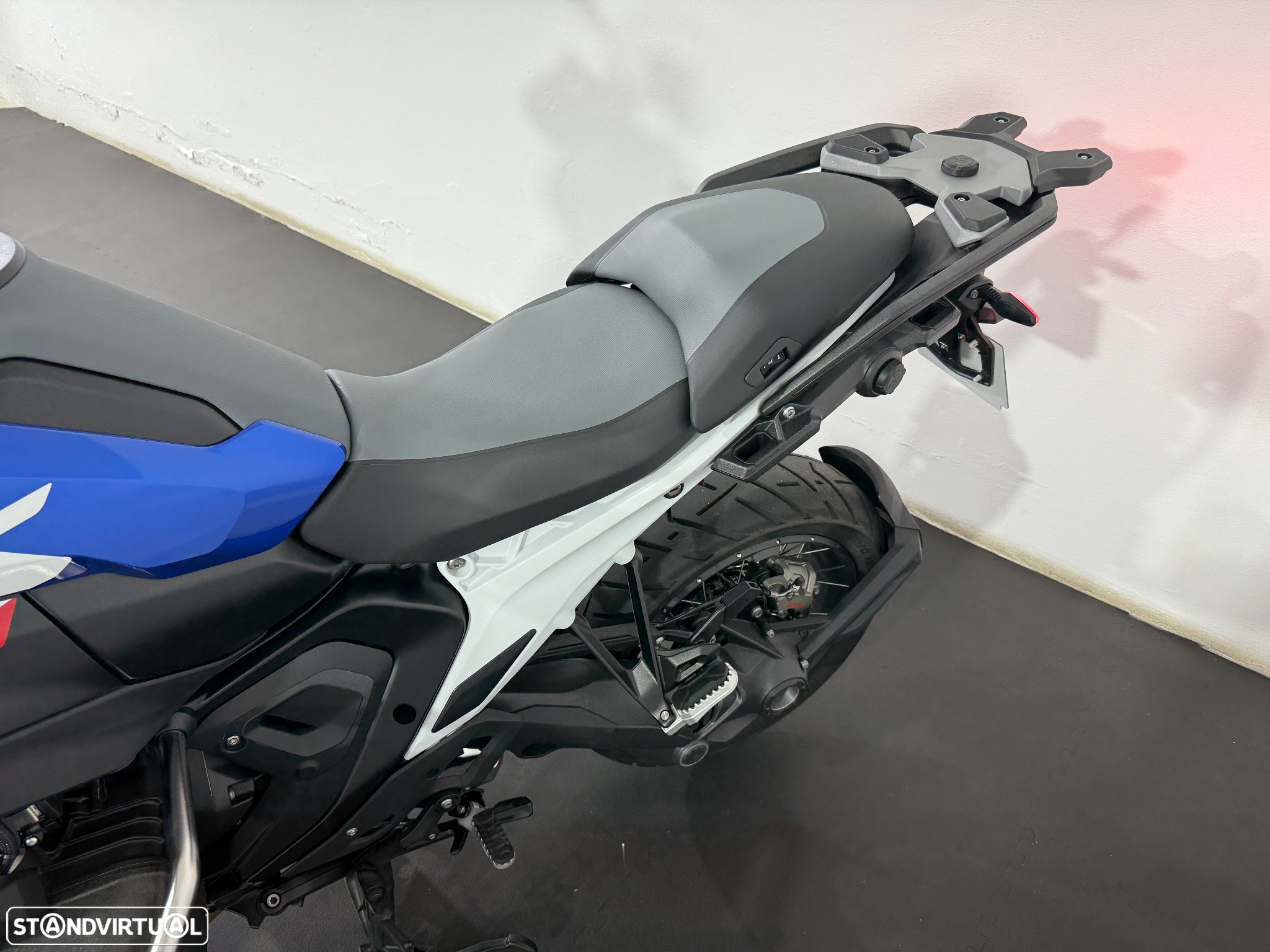 BMW R 1300 GS TROPHY / AKRAPOVIC - 14