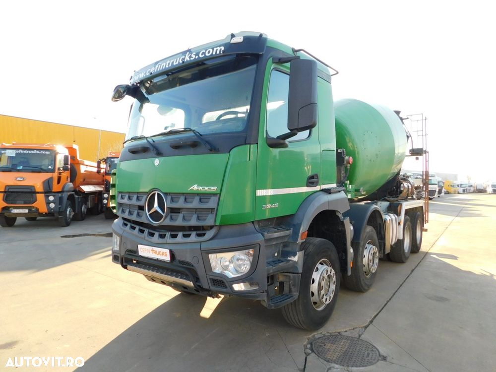 Mercedes-Benz Arocs 3243 - 1