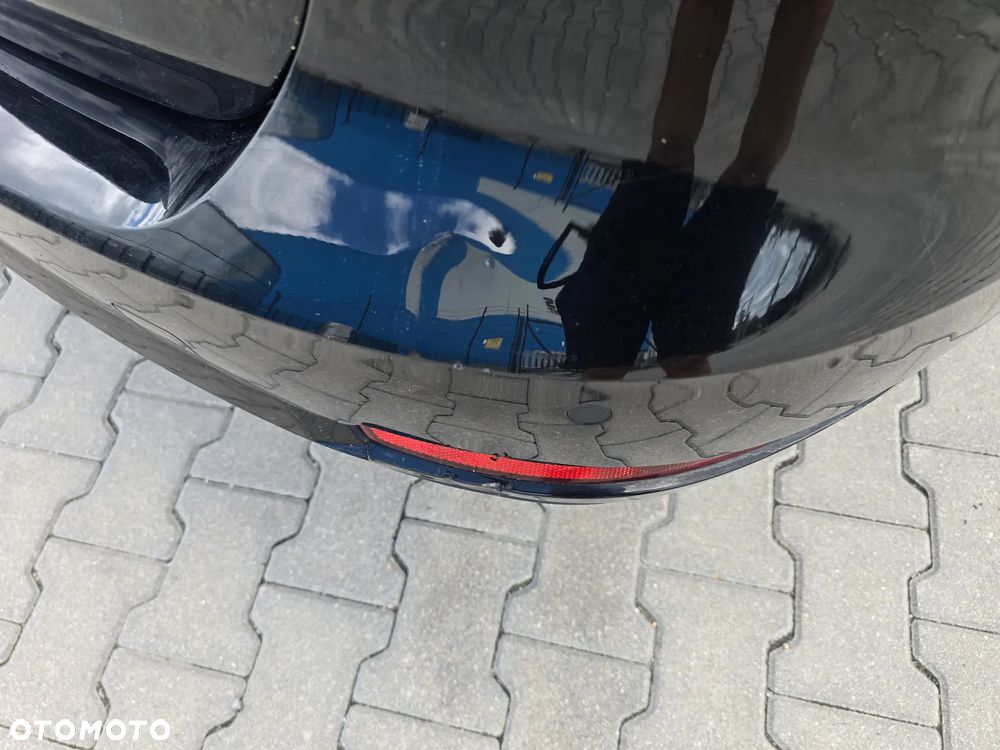 Audi A4 Avant 2.0 TDI - 24