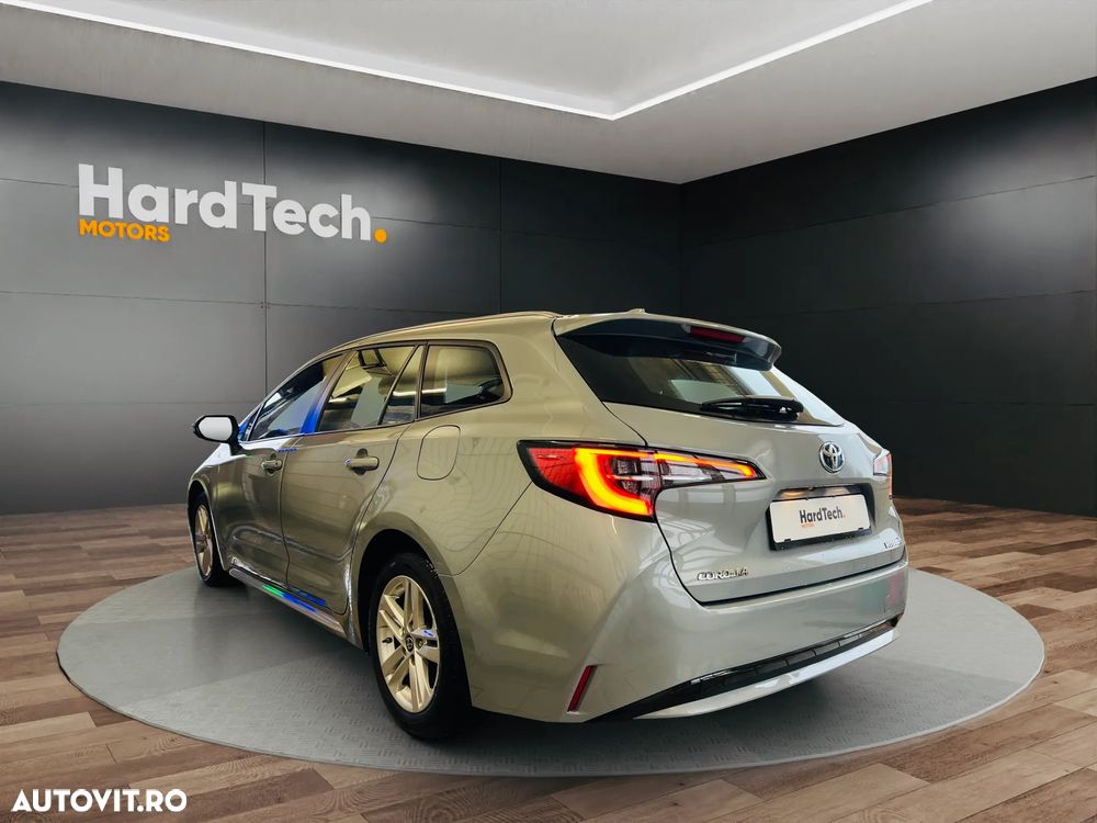 Toyota Corolla 1.8 HSD Business - 4