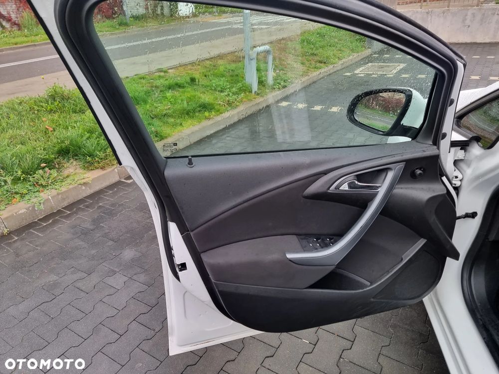 Opel Astra - 14