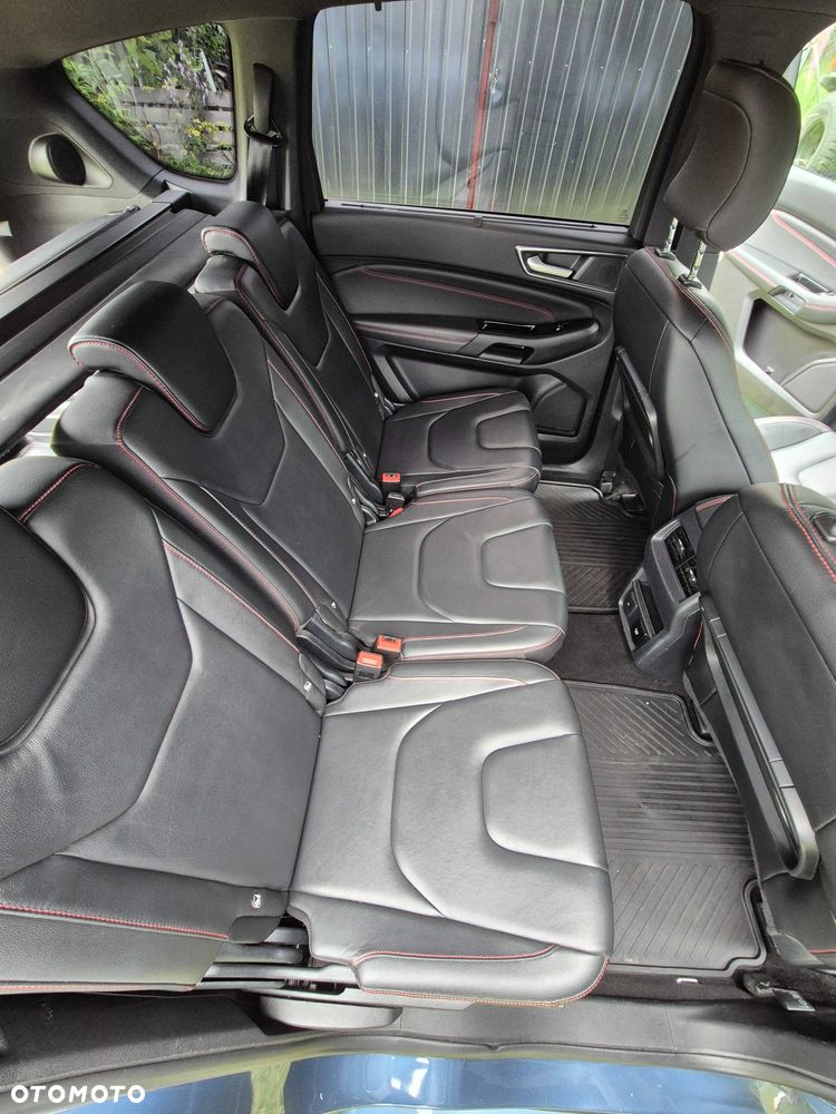 Ford S-Max - 7