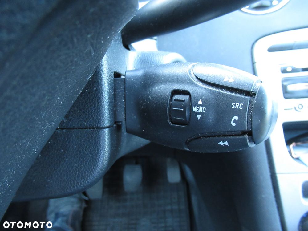 Peugeot 308 - 23