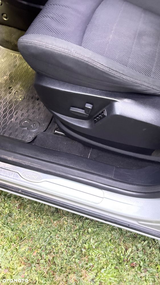 Ford S-Max 2.0 TDCi Ambiente - 11