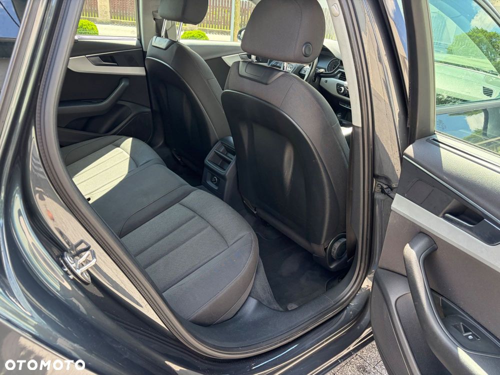 Audi A4 Avant - 8