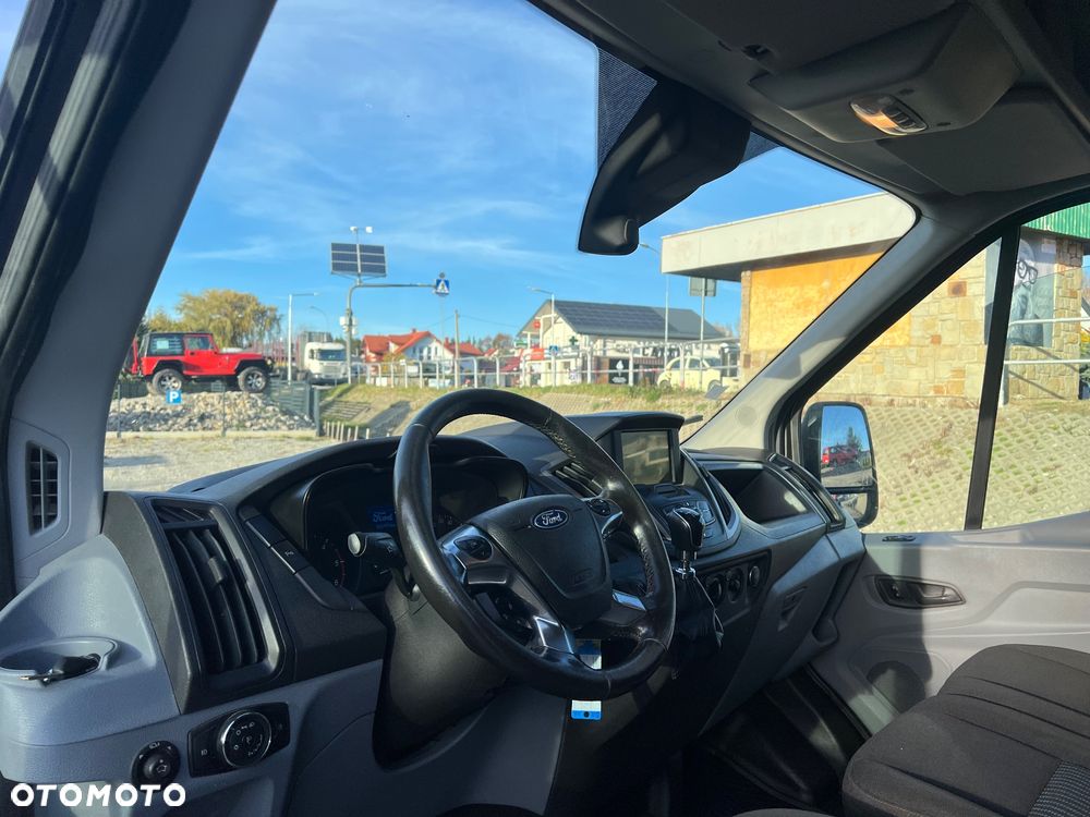 Ford Transit - 10
