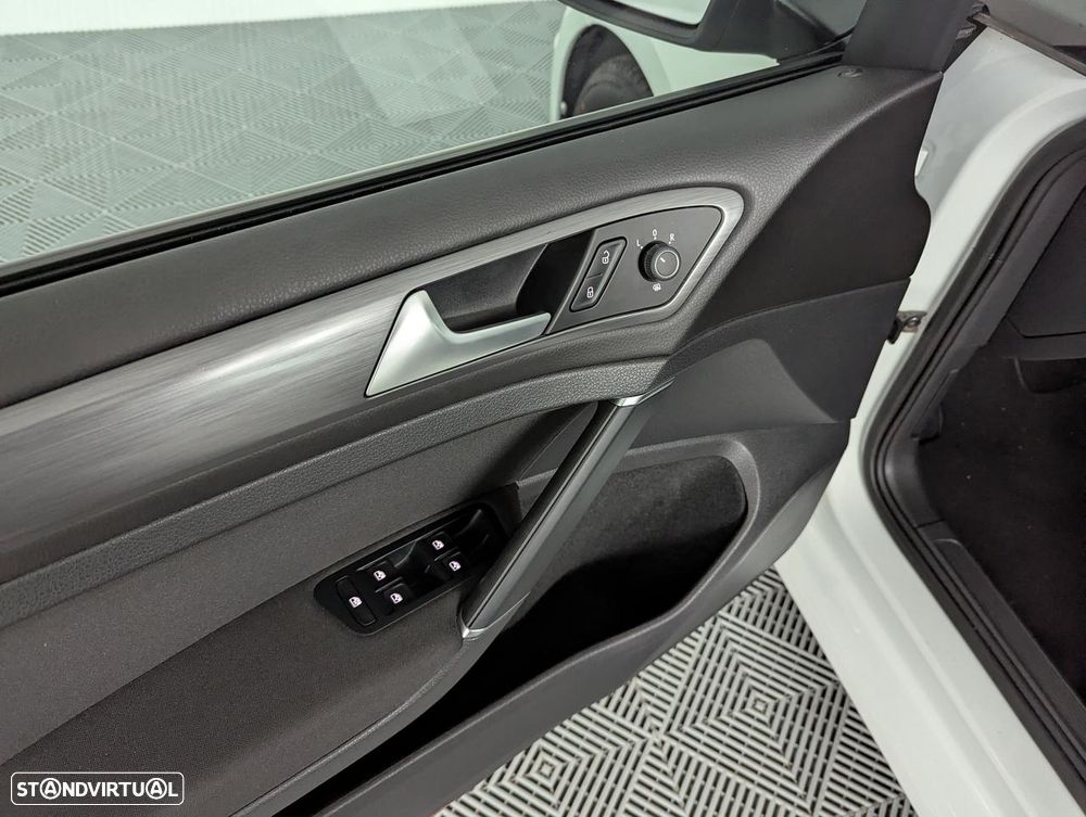 VW Golf 1.5 TSI BM Stream - 16