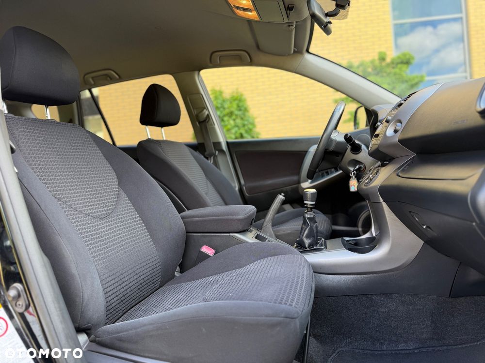 Toyota RAV4 2.2 D-4D Prestige - 7