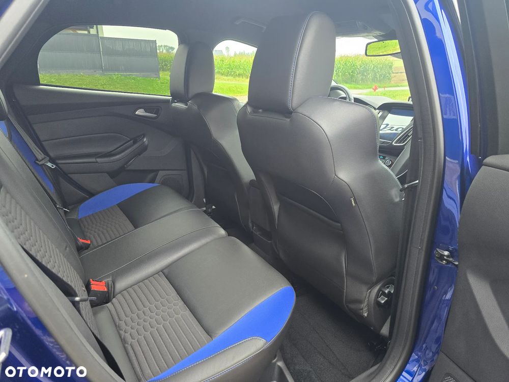 Ford Focus 2.0 EcoBoost ST mit Leder-Sport-Paket - 27