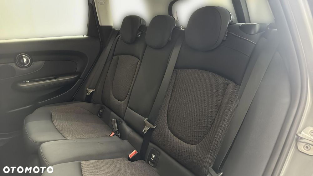 MINI Clubman One - 17