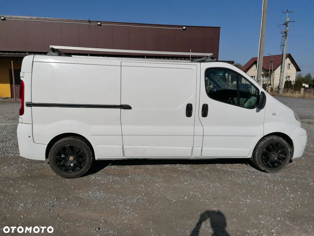 Renault trafic - 5