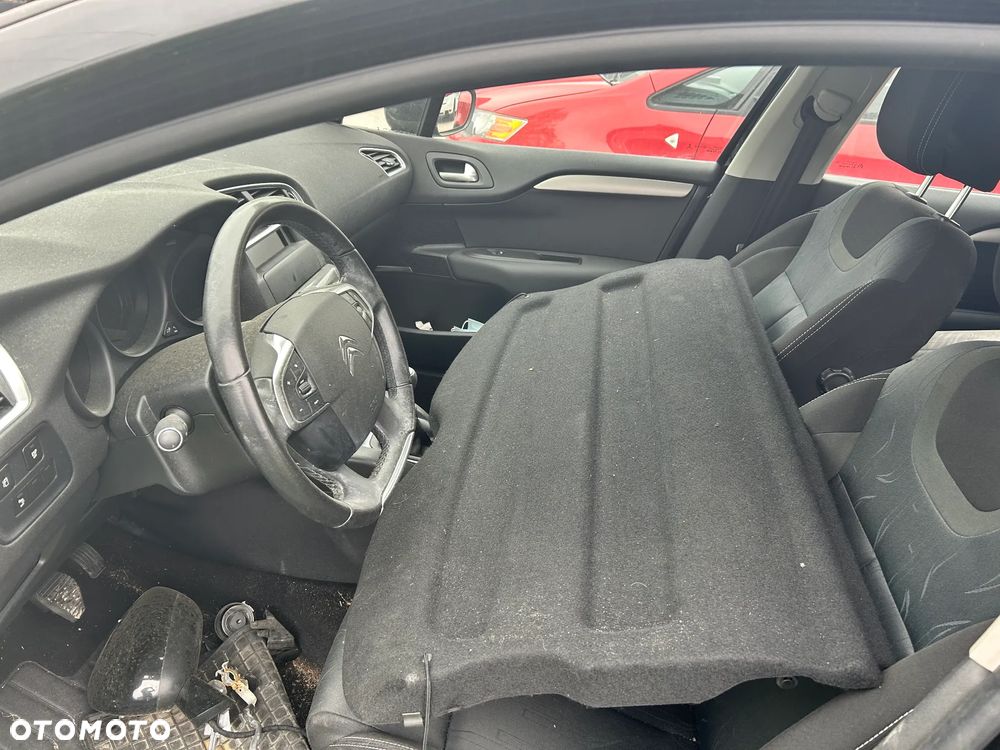 Citroen C4 II B7 półka tył roleta bagaznika - 1