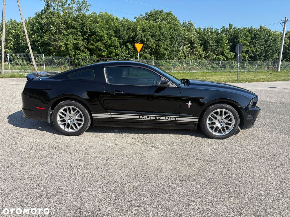Ford Mustang 3.7 V6 Premium - 5