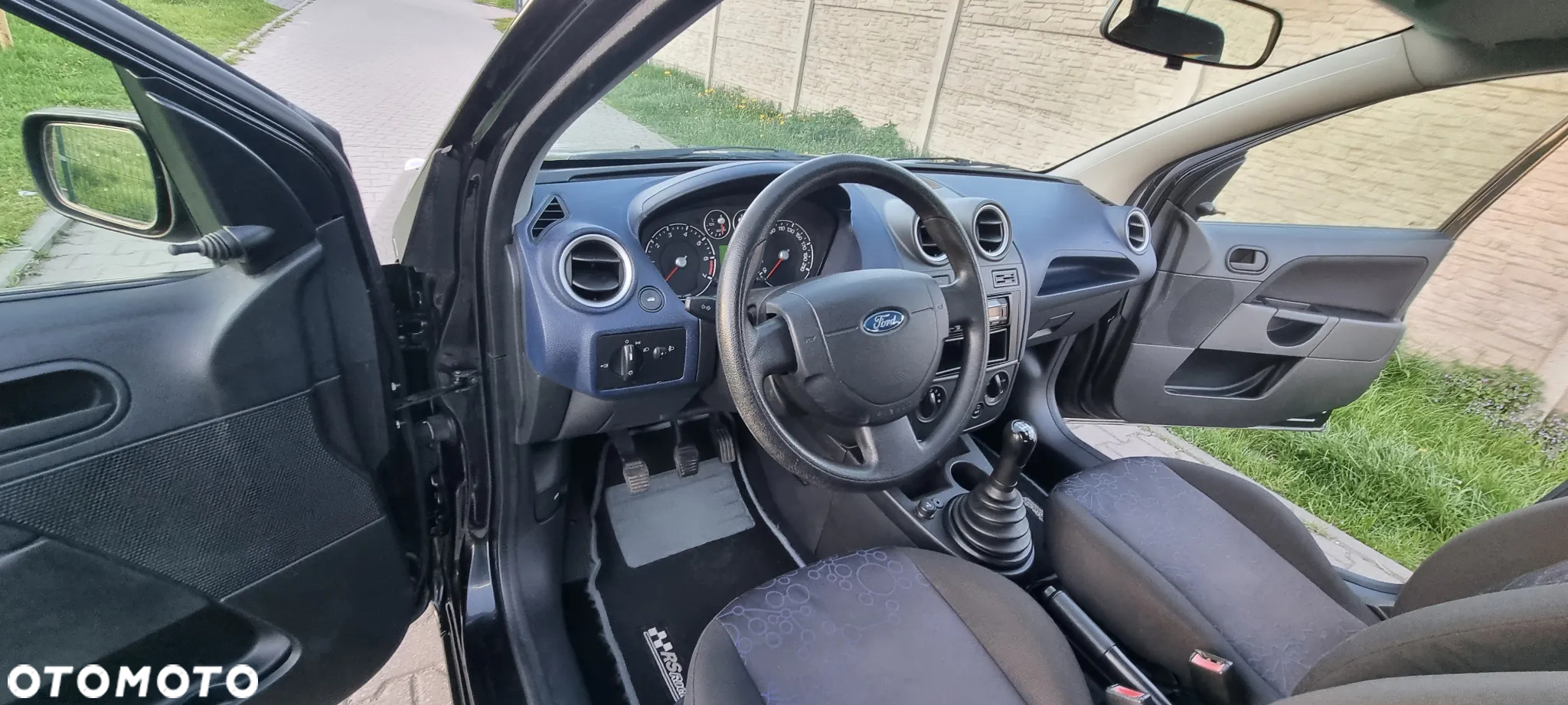 Ford Fiesta - 15