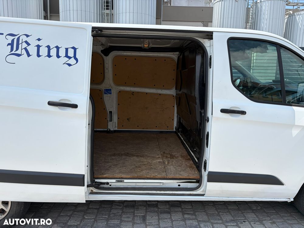 Ford Transit Custom - 11