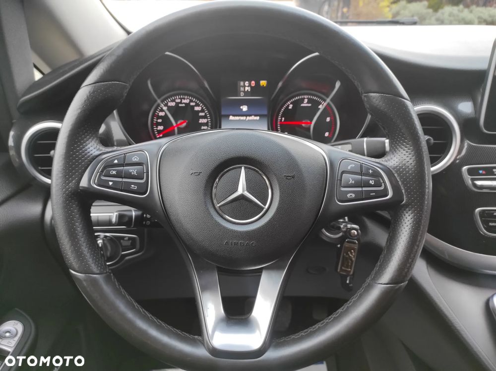 Mercedes-Benz Klasa V 250 BlueTEC Edition 1 7G-Tronic (d³ugi) - 28