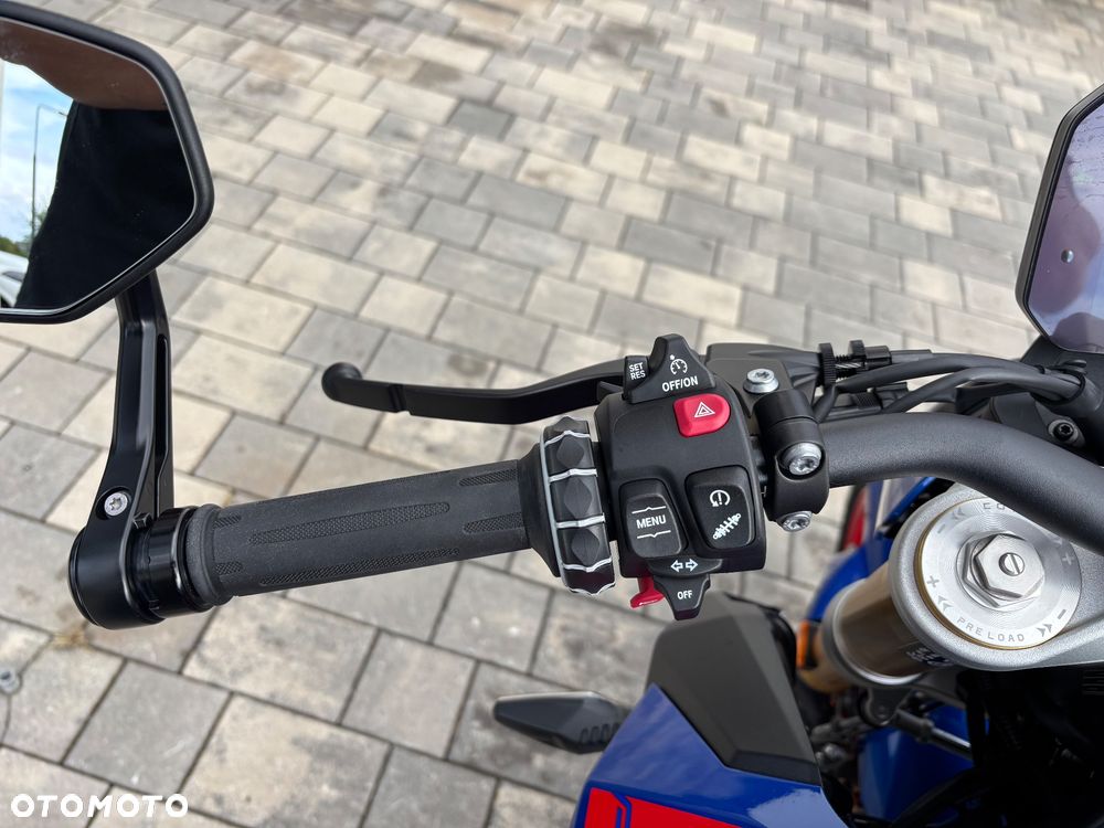 BMW R - 9