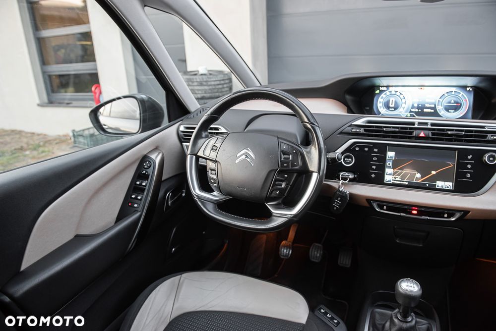 Citroën C4 Grand Picasso THP 155 Exclusive - 16