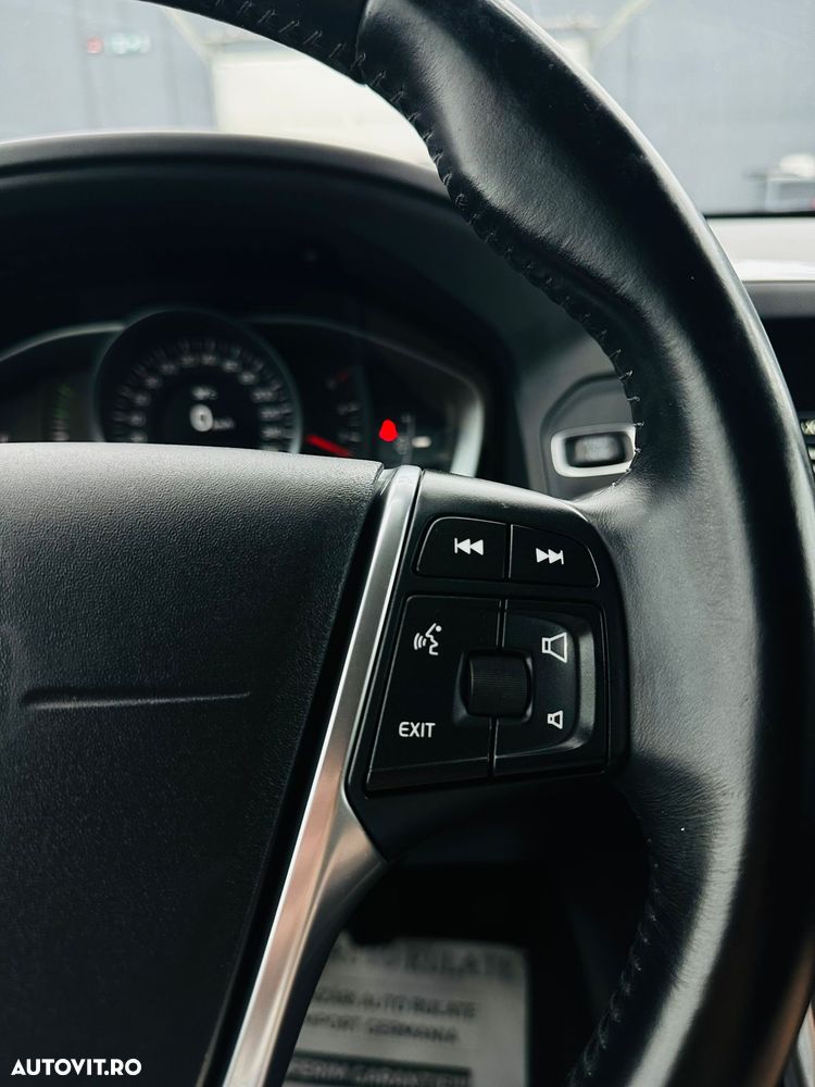 Volvo XC 60 D3 Momentum - 31