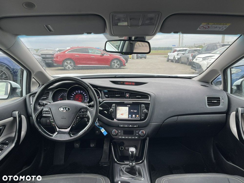 Kia Ceed 1.6 GDI ISG Vision - 8