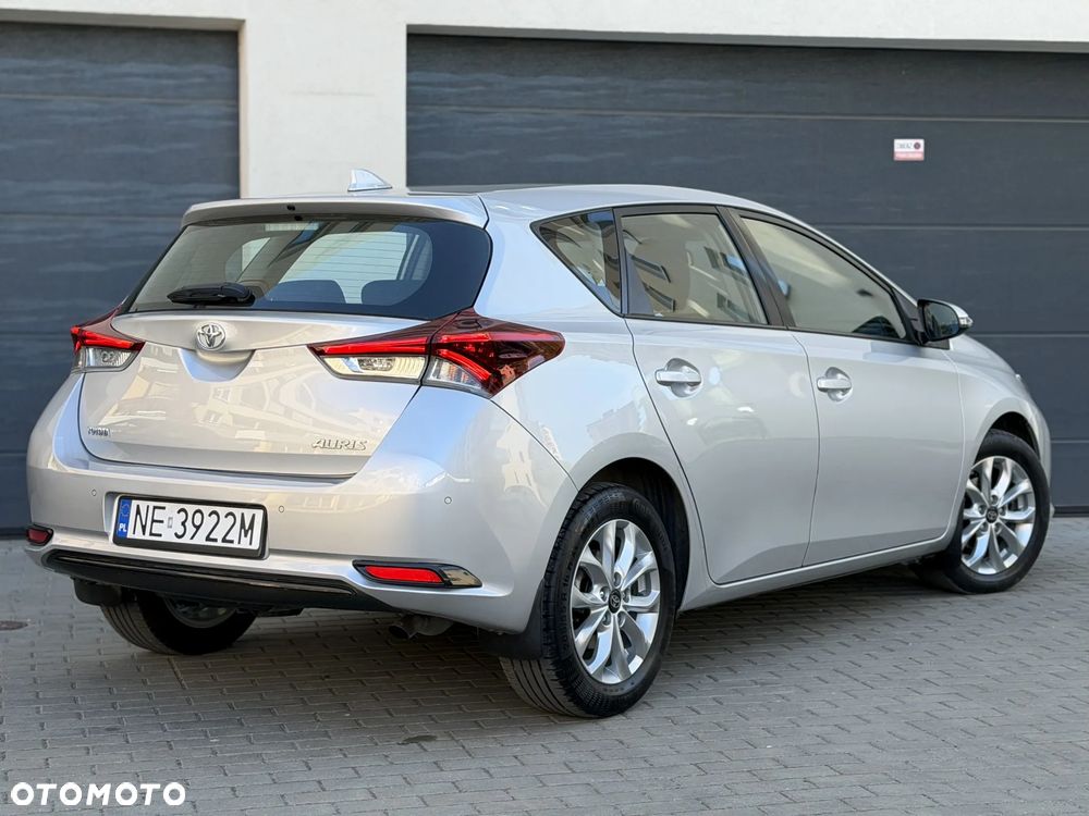 Toyota Auris - 14