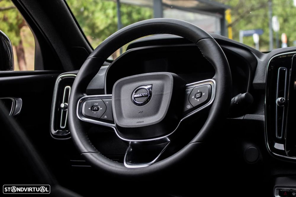 Volvo C40 Recharge Extended Range Plus - 35