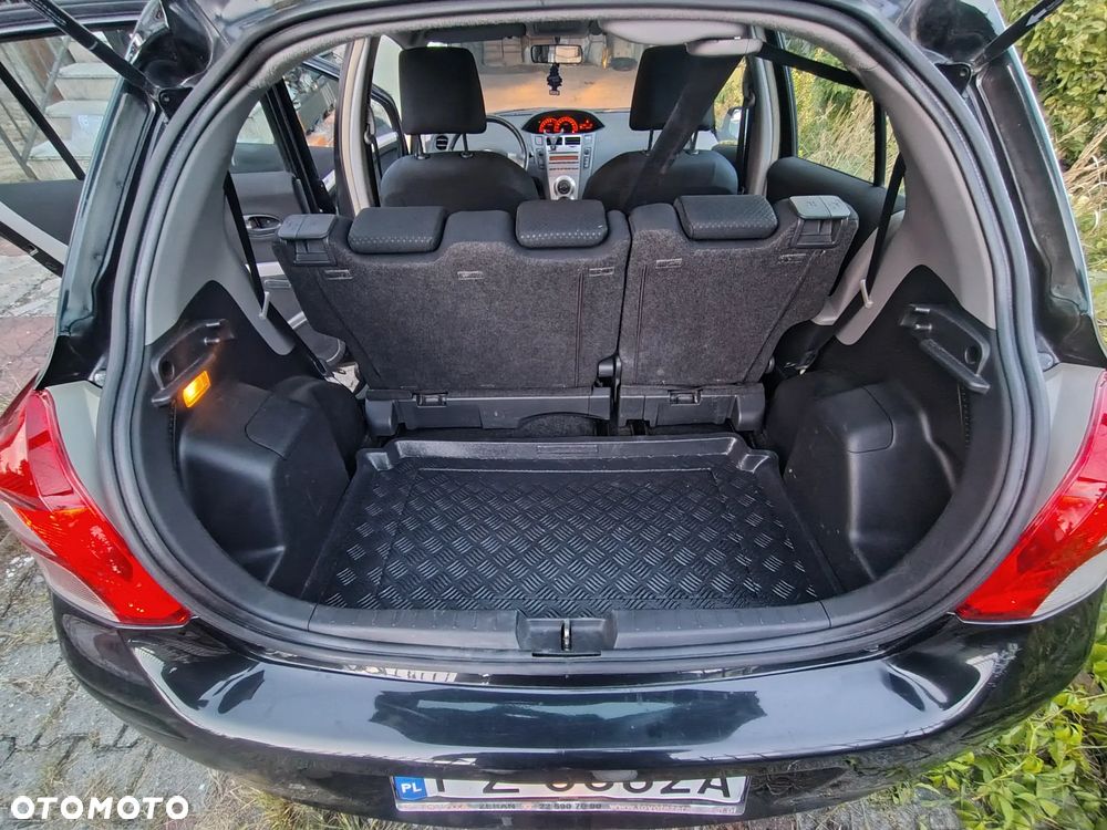Toyota Yaris 1.33 Luna - 22