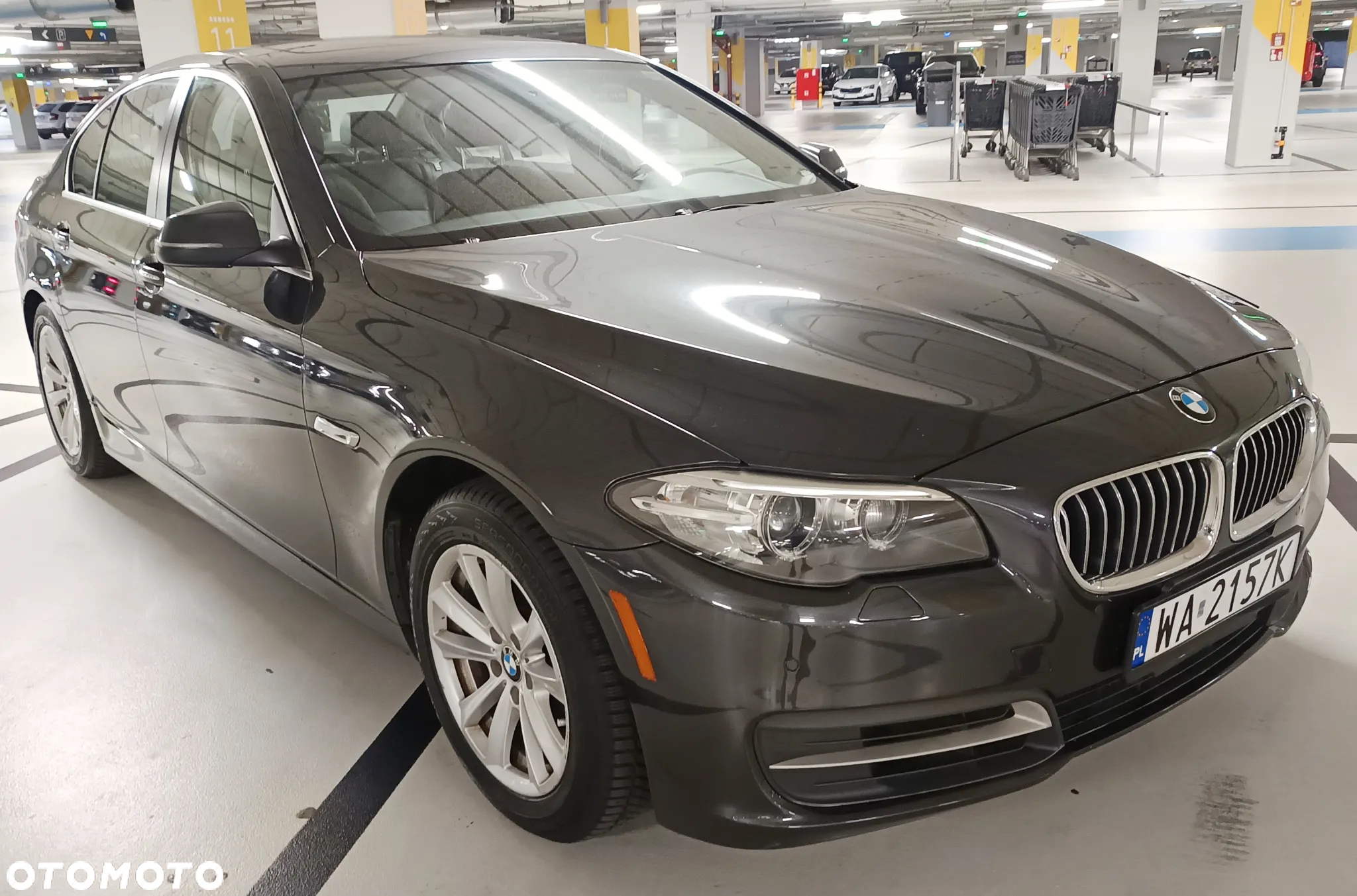 BMW Seria 5 528i xDrive - 12