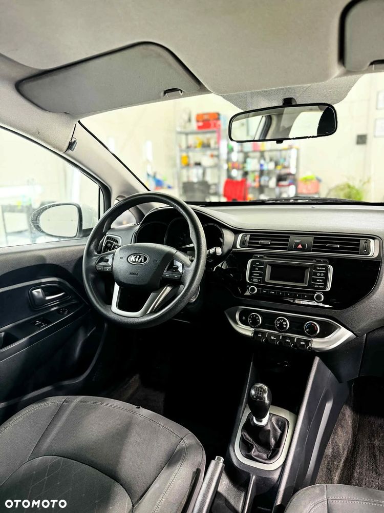 Kia Rio 1.1 crdi M - 3