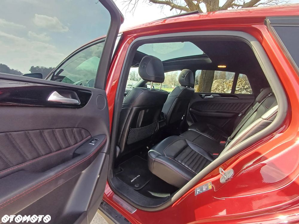 Mercedes-Benz GLE - 18