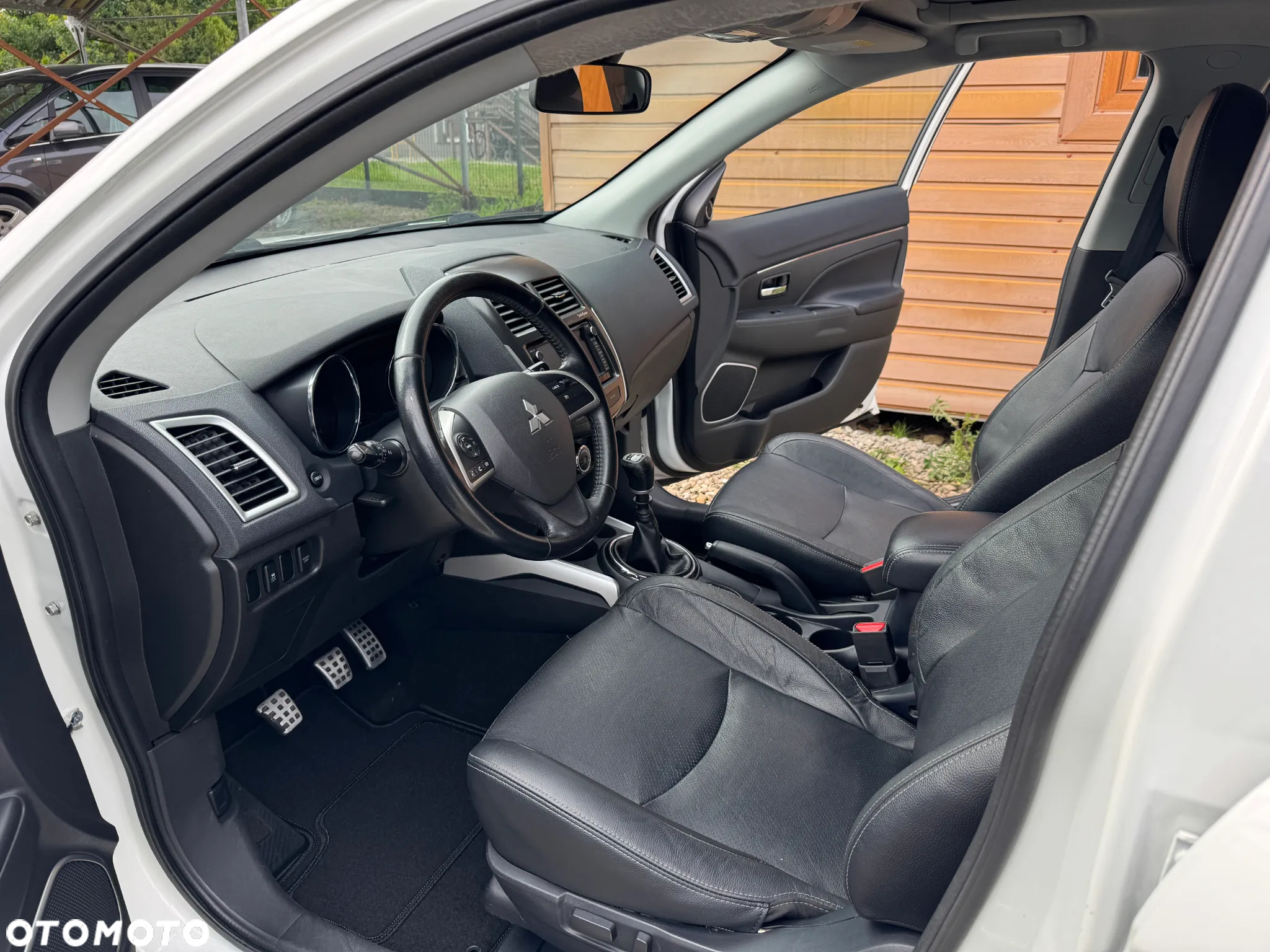 Mitsubishi ASX 1.8 DID Invite 4WD - 7