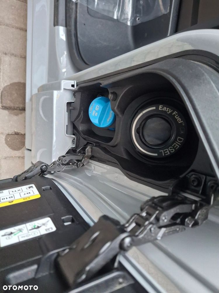 Volkswagen Transporter Furgon Plus - 11